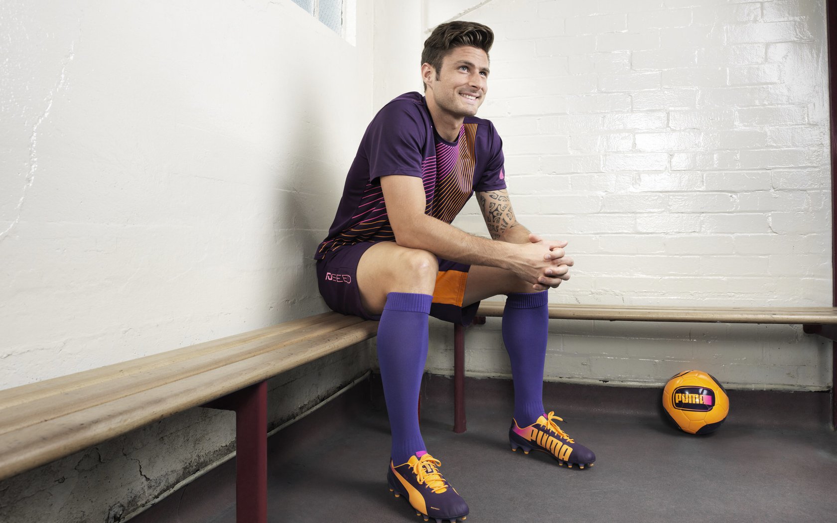 卡扎伊什维利离队大概率,上海海港成为最热门新东家,卡扎菲维基百科